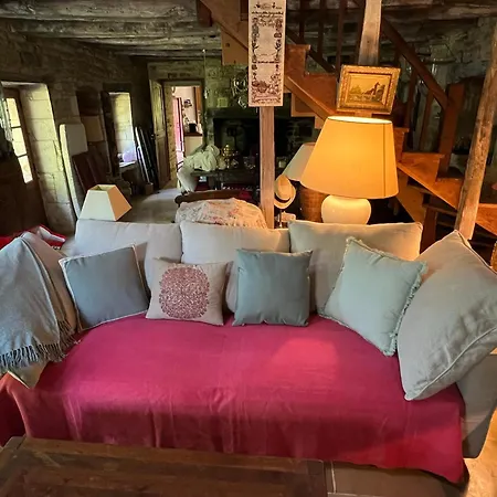 Maison En Pierre Dans La Foret - Piscine & Calme Сasa de vacaciones