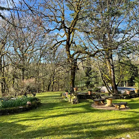 Maison En Pierre Dans La Foret - Piscine & Calme Сasa de vacaciones