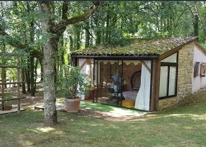 Hébergement de vacances Maison En Pierre Dans La Forêt - Piscine&calme *