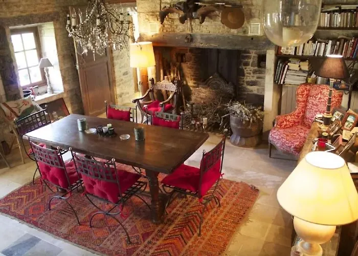 Maison En Pierre Dans La Forêt - Piscine&calme Martel