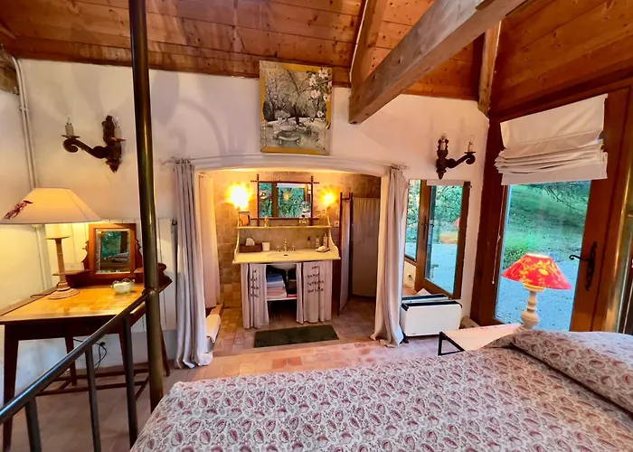 Hébergement de vacances Maison En Pierre Dans La Forêt - Piscine&calme Martel