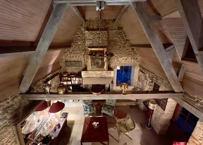 Maison En Pierre Dans La Forêt - Piscine&calme Hébergement de vacances