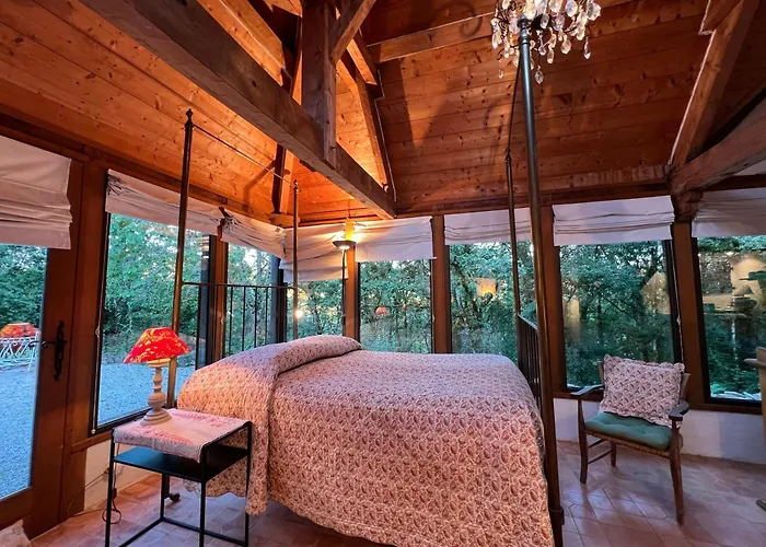 Hébergement de vacances Maison En Pierre Dans La Forêt - Piscine&calme