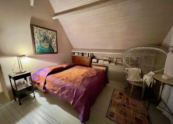 Hébergement de vacances Maison En Pierre Dans La Forêt - Piscine&calme